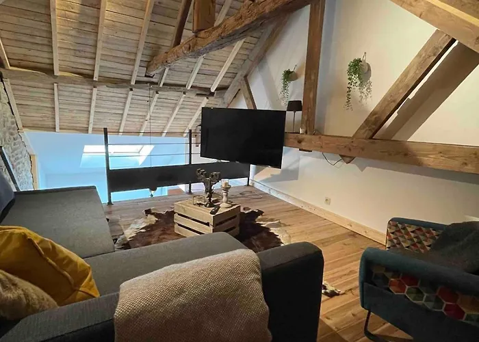 Loft Cosy, Bain A Bulle Et Garage Prive