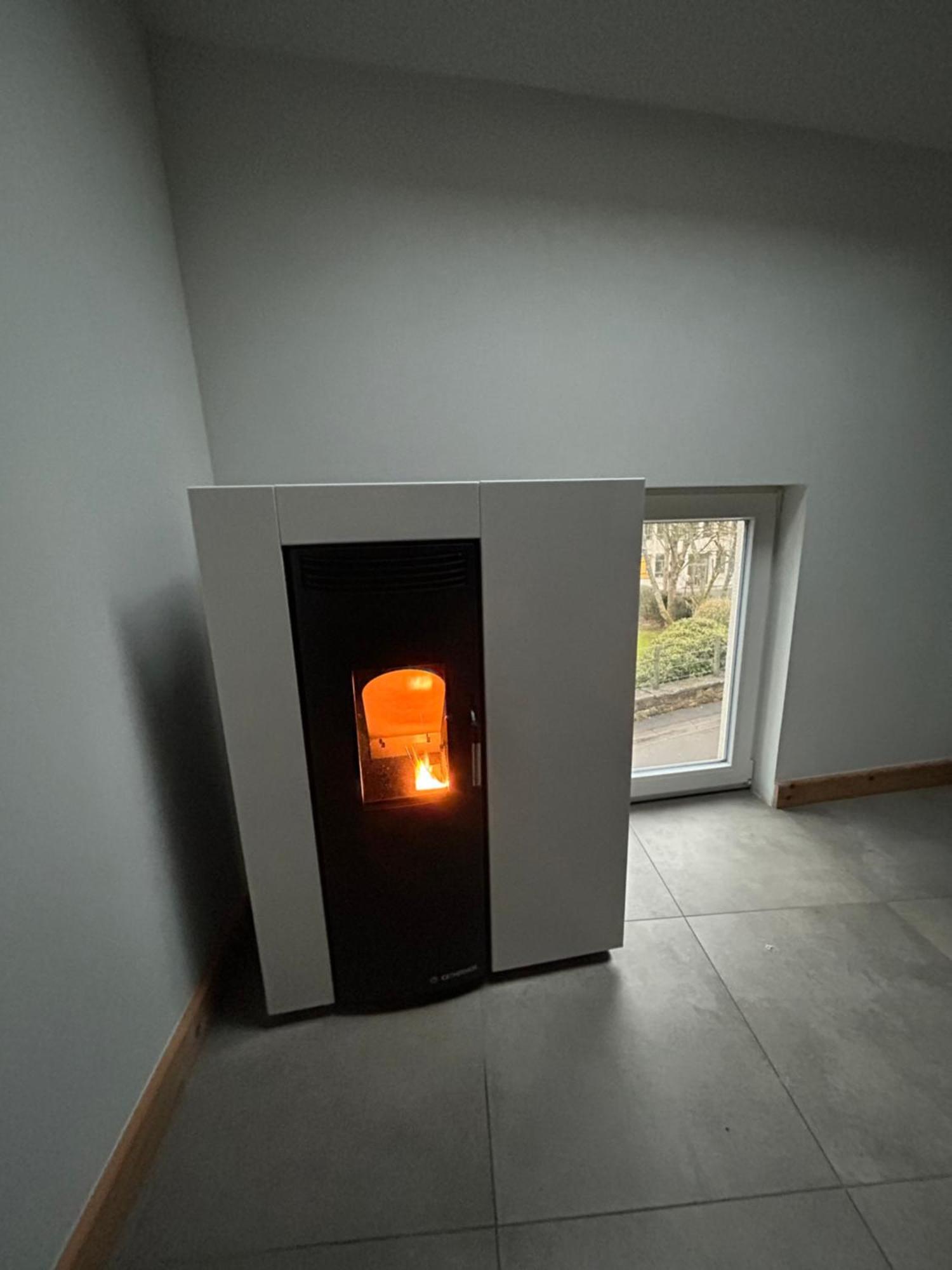 Loft Cosy, Bain A Bulle Et Garage Prive * Saint-Hubert