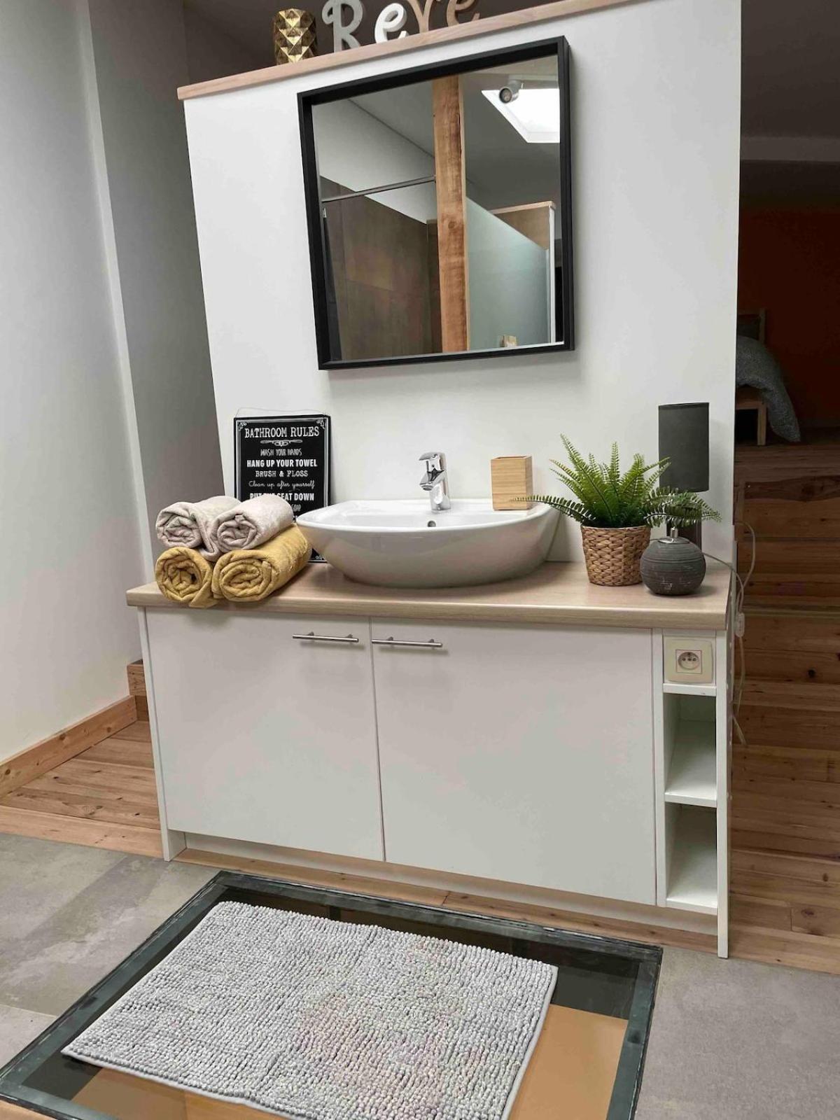 Casa vacanze Loft Cosy, Bain A Bulle Et Garage Prive